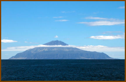 Blick auf die Insel Tristan da Cunha